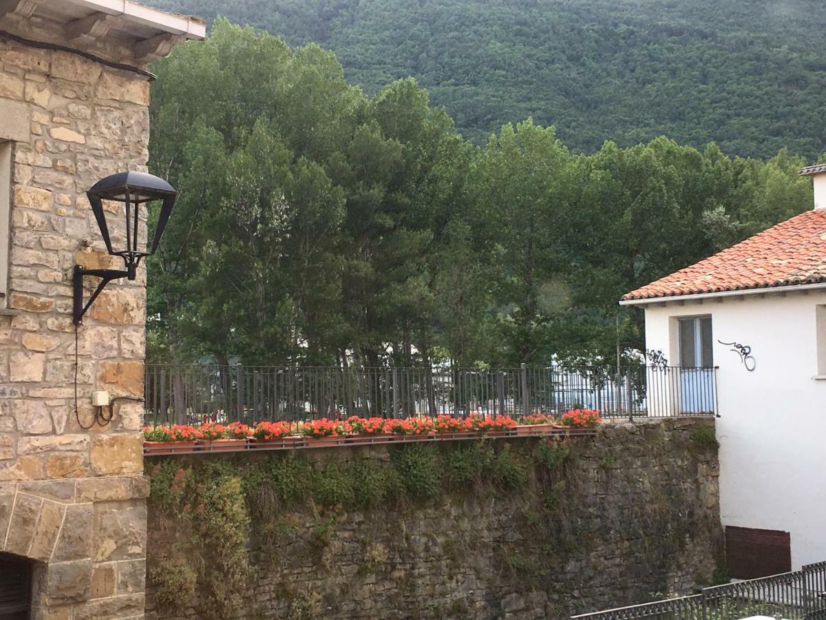 Biescas-Pirineo-Relax Biescas (Aragon) Exterior foto